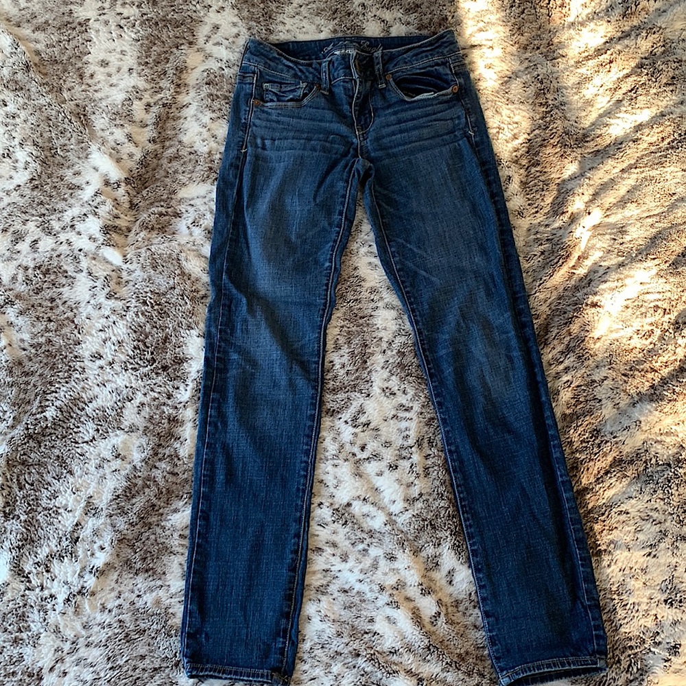 American Eagle Outfitters Super Stretch Skinny Jeans.